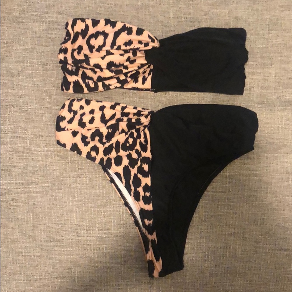 High leg bikini